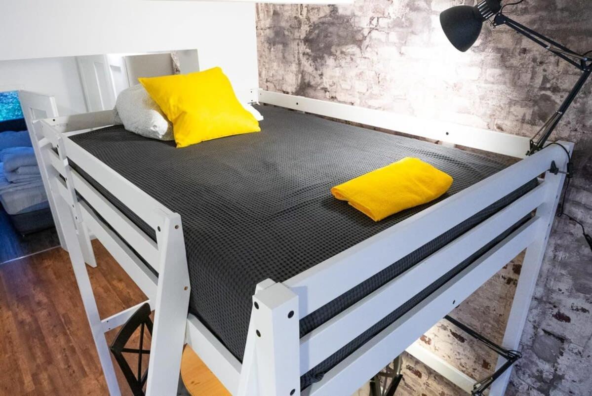 Shabby Chic Apartment In Ideal Location Hamburg Dış mekan fotoğraf